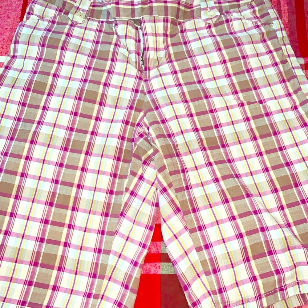 Banana Republic short size 8